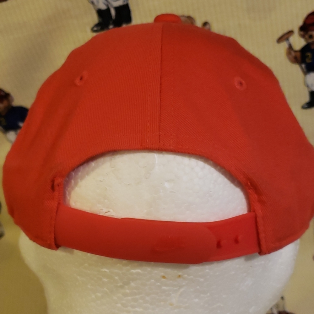 nike hat - Picture 3 of 6